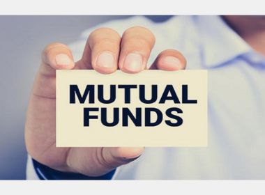 10 Factors Affecting Mutual Fund Performance Explained Simply
