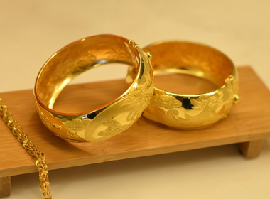 How an Online Gold Loan Can Meet All Your Financial Needs 